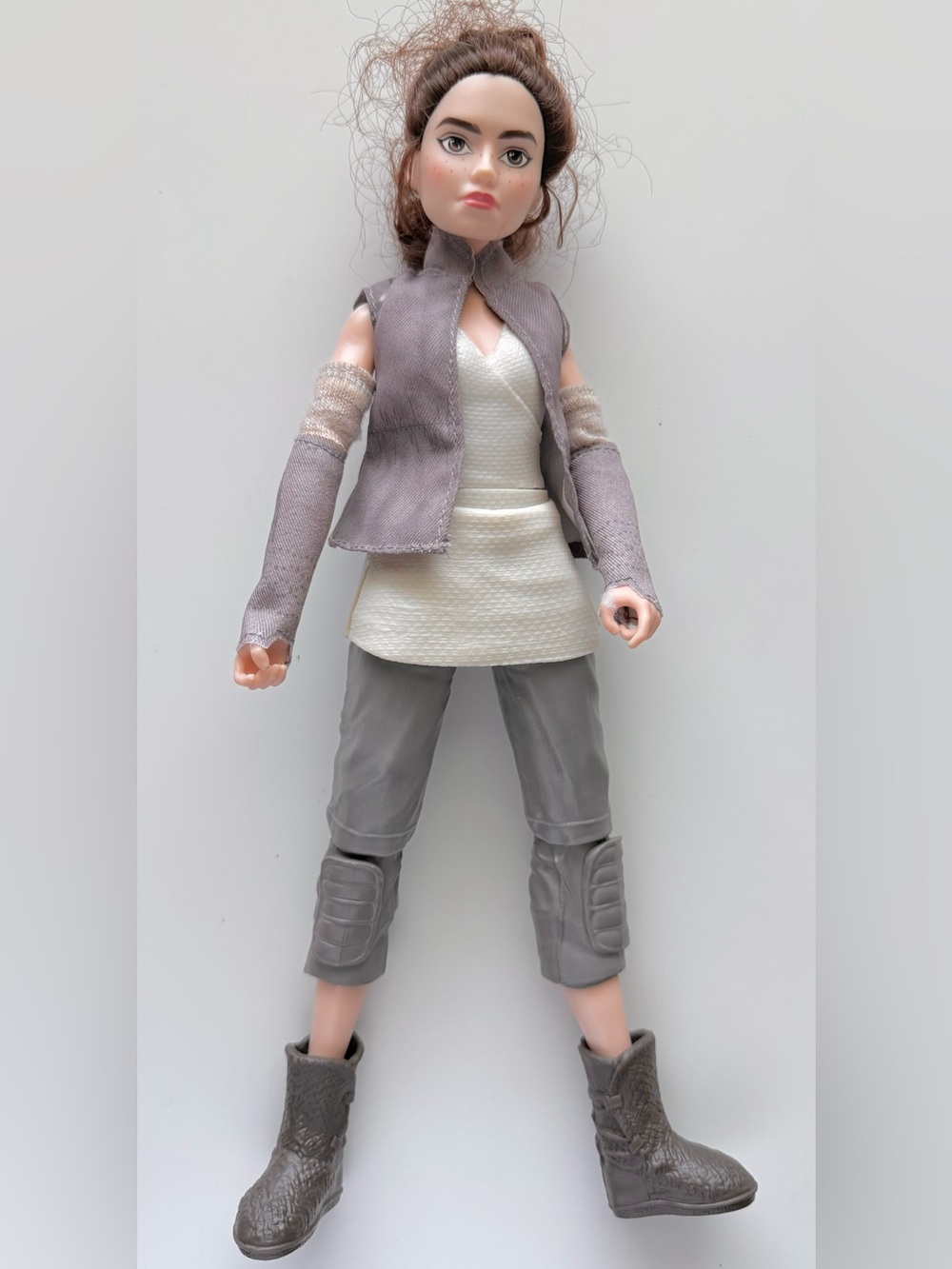 Hasbro Star Wars Forces of Destiny Rey action figure